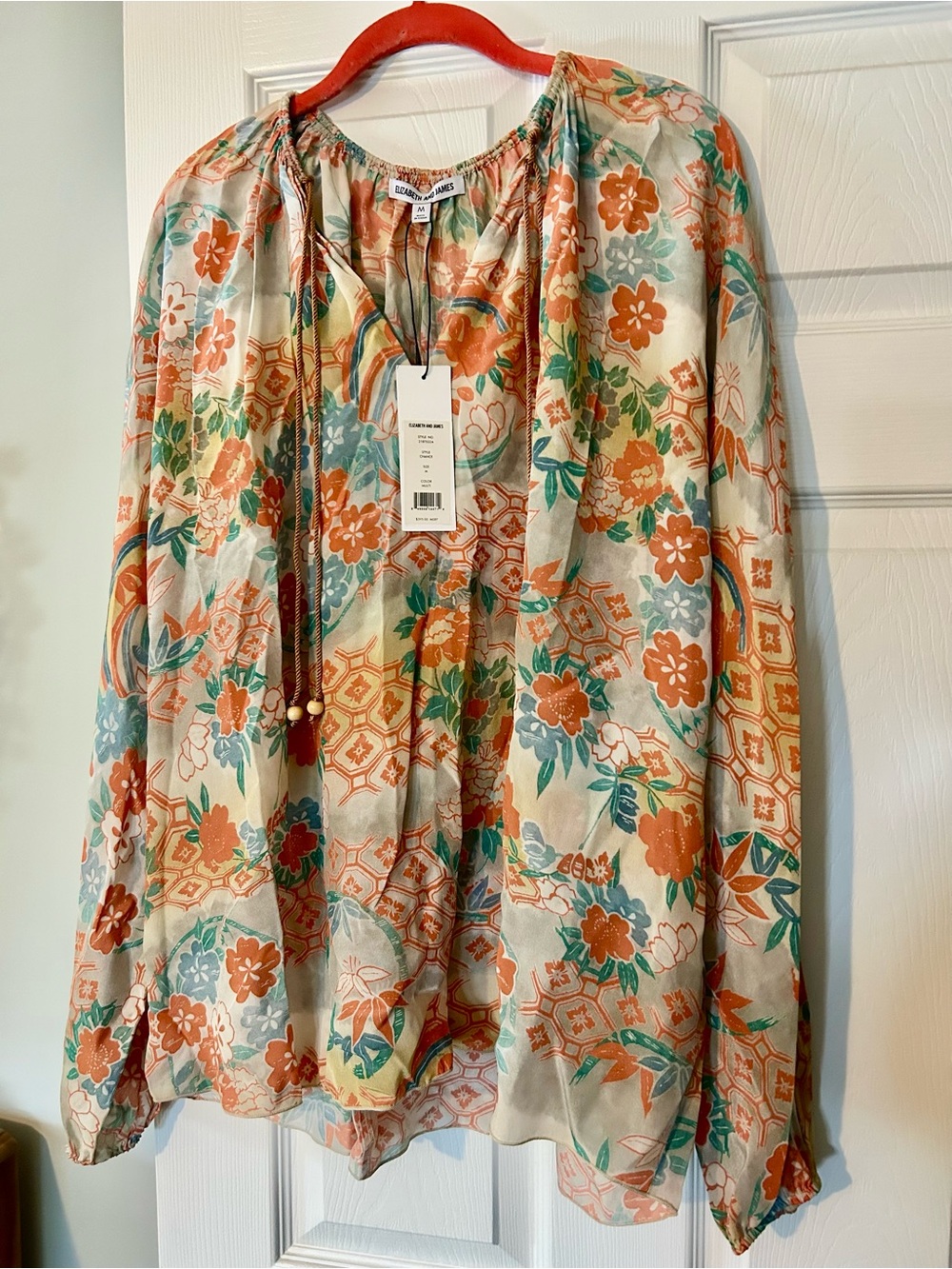 NWT Elizabeth and James Chance silk Printed Blouse Size Medium